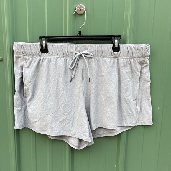 Women’s ButterCore Soft Performance Active Gym Shorts, 2-Pack Size XXXL - Picture 4 of 11